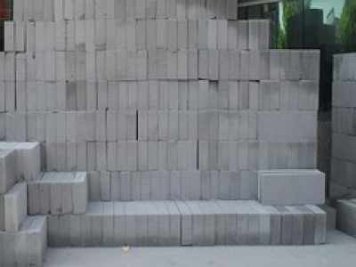 四川可靠墻體材料供應商及綿陽GRC隔墻板價格指南