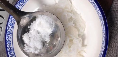 酸蘿卜炒粉條 香辣爽滑，酸甜開胃的家常美味